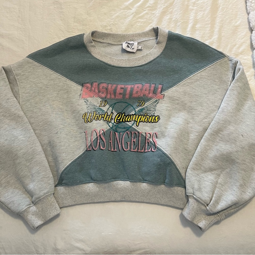 PRINCESS POLLY SWEATSHIRT